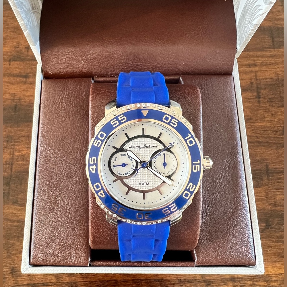 Tommy Bahama Women's Silicone Strap Watch